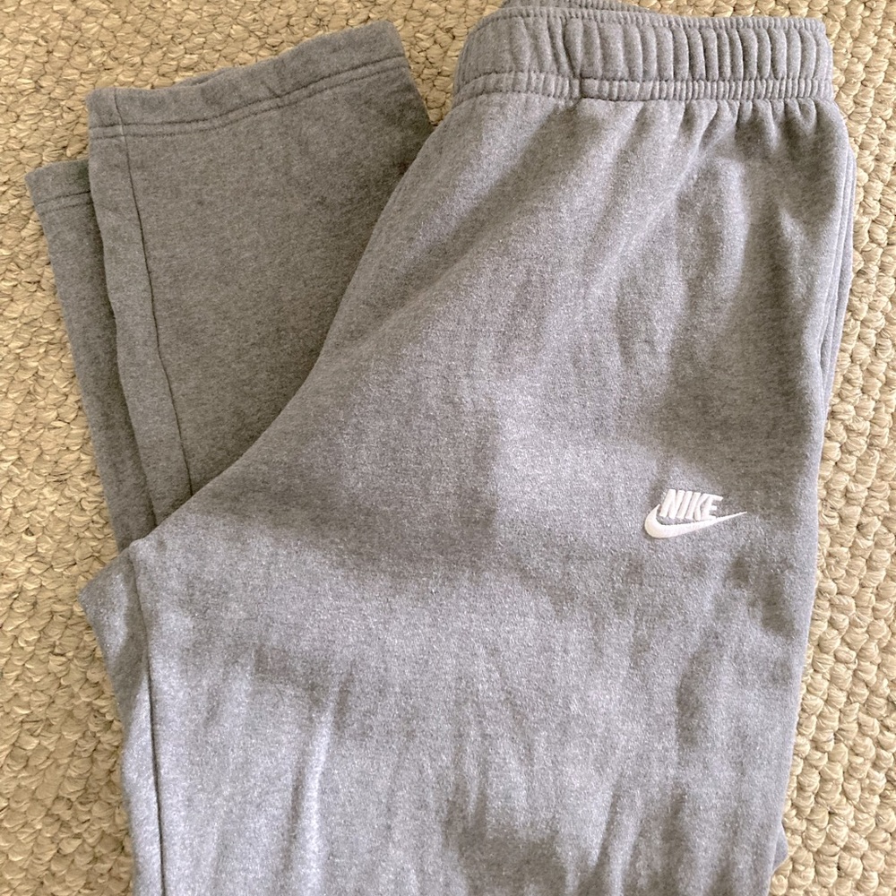 MEN’S Nike Sweatpants